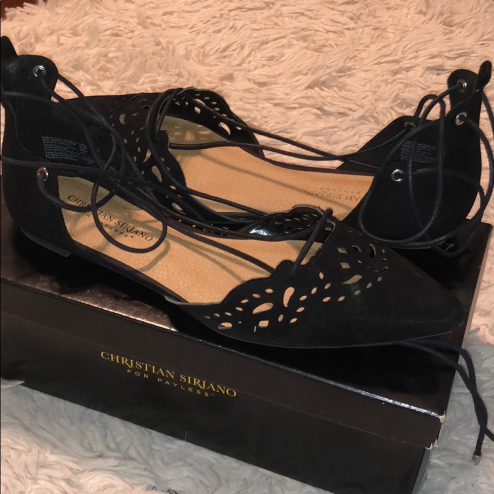 Black wrap around flats